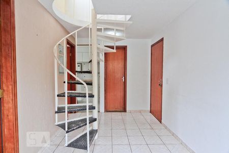 Apartamento para alugar com 84m², 3 quartos e 1 vagaSala