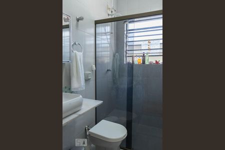 Casa à venda com 125m², 3 quartos e 2 vagasBanheiro 1