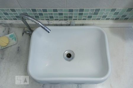 Casa à venda com 125m², 3 quartos e 2 vagasBanheiro 1