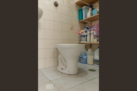 Casa à venda com 125m², 3 quartos e 2 vagasBanheiro de Serviço