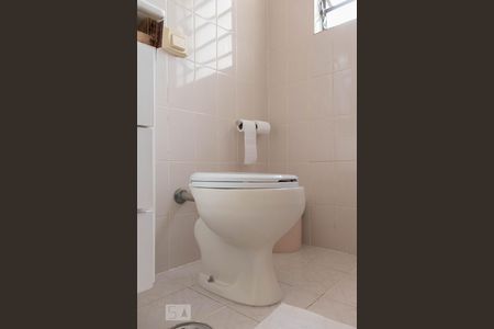 Casa à venda com 125m², 3 quartos e 2 vagasBanheiro da Suíte - Quarto 2 