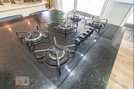 Apartamento à venda com 67m², 2 quartos e 1 vaga Apartamento à venda com 67m², 2 quartos e 1 vagaCooktop