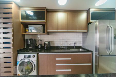 Apartamento à venda com 67m², 2 quartos e 1 vaga Apartamento à venda com 67m², 2 quartos e 1 vagaCozinha e Área de Serviço