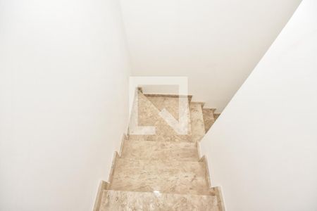 Escada de casa à venda com 2 quartos, 110m² em Jardim Monte Kemel, São Paulo