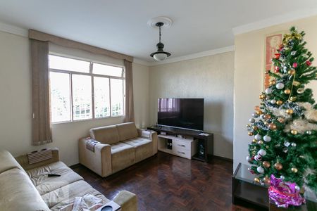 Apartamento para alugar com 3 quartos, 125m² em Sagrada Família, Belo Horizonte