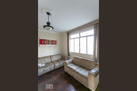 Apartamento para alugar com 3 quartos, 125m² em Sagrada Família, Belo Horizonte