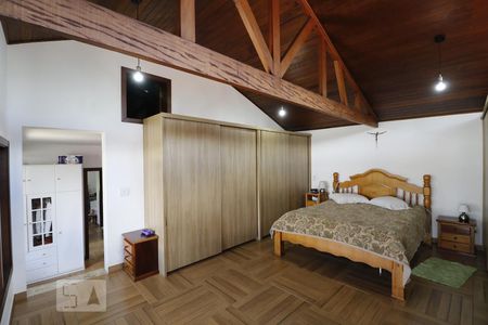 Casa à venda com 490m², 3 quartos e 6 vagasSuíte 3