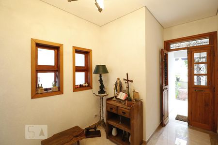 Hall de casa à venda com 3 quartos, 490m² em Chácara Monte Alegre, São Paulo