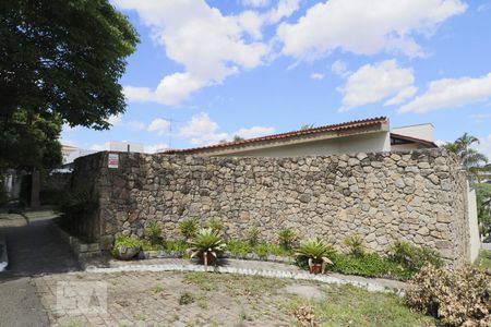 Casa à venda com 490m², 3 quartos e 6 vagasFachada