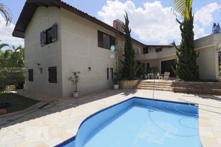 Casa à venda com 490m², 3 quartos e 6 vagasPiscina