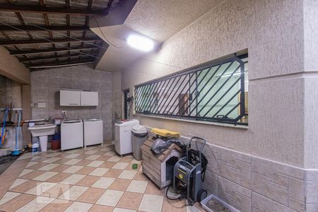 Casa à venda com 357m², 4 quartos e 4 vagasÁrea de Serviço