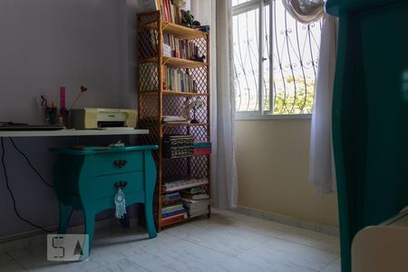 Quarto 2 de apartamento para alugar com 2 quartos, 58m² em Ipiranga, Belo Horizonte