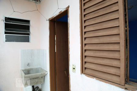 Área de Serviço de kitnet/studio para alugar com 1 quarto, 48m² em Jardim Irapua, Taboão da Serra
