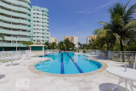Piscina de apartamento para alugar com 2 quartos, 77m² em Jacarepaguá, Rio de Janeiro