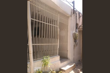 Casa à venda com 90m², 2 quartos e sem vagaFachada