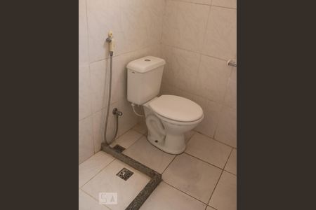 Casa à venda com 90m², 2 quartos e sem vagaBanheiro