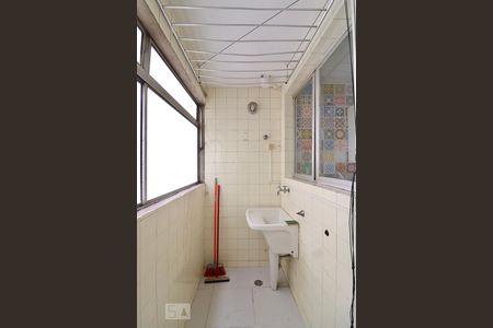 Apartamento para alugar com 55m², 1 quarto e 1 vagaÁrea de Serviço