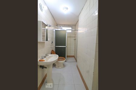 Banheiro de apartamento para alugar com 1 quarto, 55m² em Bela Vista, São Paulo