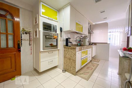 Apartamento para alugar com 184m², 3 quartos e 2 vagasCozinha