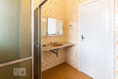 Casa à venda com 286m², 3 quartos e 3 vagasBanheiro