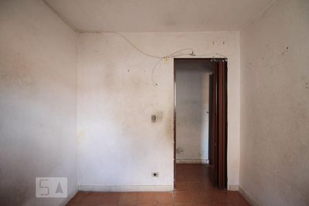 Casa à venda com 400m², 2 quartos e 2 vagasQuarto