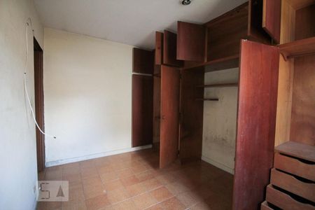 Casa à venda com 400m², 2 quartos e 2 vagasQuarto 2