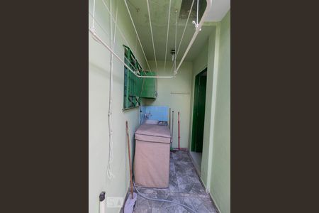 Casa à venda com 195m², 3 quartos e 2 vagasÁrea de Serviço