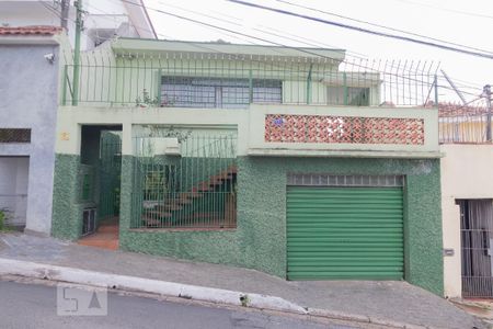 Casa à venda com 195m², 3 quartos e 2 vagasFachada