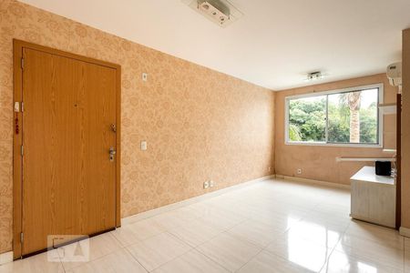 Sala de apartamento à venda com 3 quartos, 67m² em Jardim Carvalho, Porto Alegre