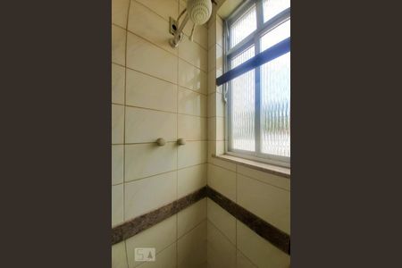 Apartamento à venda com 62m², 2 quartos e 1 vaga Apartamento à venda com 62m², 2 quartos e 1 vagaBanheiro Social