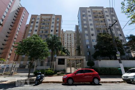 Apartamento para alugar com 48m², 2 quartos e 1 vagaFachada