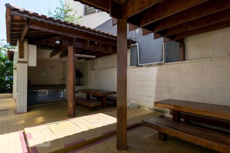 Apartamento para alugar com 48m², 2 quartos e 1 vagaÁrea comum - Churrasqueiras