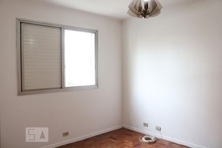 Apartamento à venda com 78m², 2 quartos e 1 vagaQuarto 2