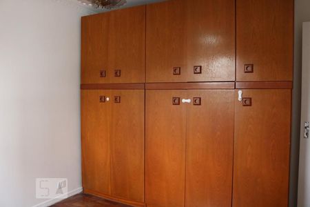 Apartamento à venda com 78m², 2 quartos e 1 vagaQuarto 2