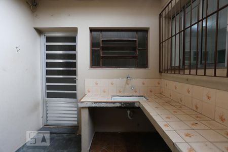 Casa à venda com 144m², 5 quartos e 1 vagaÁrea de Serviço