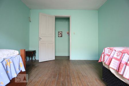 Quarto 1  de casa à venda com 5 quartos, 144m² em Jardim Bonfiglioli, São Paulo