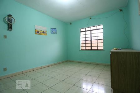 Casa à venda com 144m², 5 quartos e 1 vagaSala de Jantar