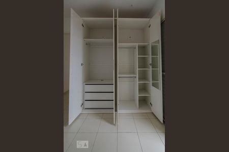 Apartamento para alugar com 50m², 2 quartos e 1 vagaQuarto 1 - Armários
