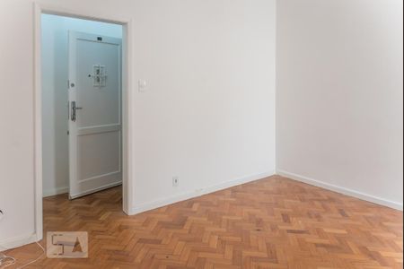 Sala  de apartamento para alugar com 2 quartos, 60m² em Vila Isabel, Rio de Janeiro