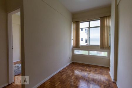 Sala de apartamento para alugar com 1 quarto, 32m² em Flamengo, Rio de Janeiro