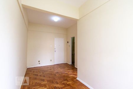 Sala de apartamento para alugar com 1 quarto, 32m² em Flamengo, Rio de Janeiro