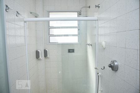 Casa à venda com 650m², 4 quartos e 4 vagasBanheiro do Quarto 3