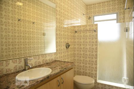 Casa à venda com 650m², 4 quartos e 4 vagasBanheiro Social