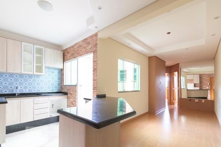 Sala de apartamento à venda com 2 quartos, 55m² em Vila Alzira, Santo André