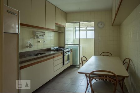 Apartamento para alugar com 51m², 1 quarto e 1 vagaCozinha