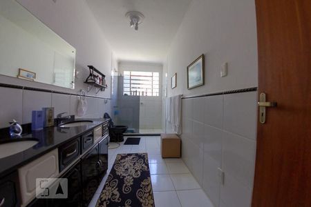Casa à venda com 400m², 4 quartos e 2 vagasBanheiro da Suíte