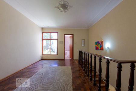 Casa à venda com 400m², 4 quartos e 2 vagasSegundo Pavimento