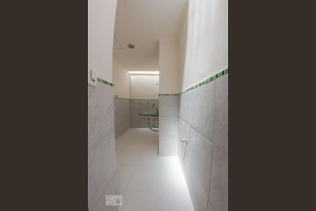 Casa à venda com 400m², 4 quartos e 2 vagasBanheiro 