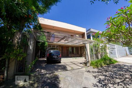 Casa à venda com 400m², 4 quartos e 2 vagasFachada da Casa