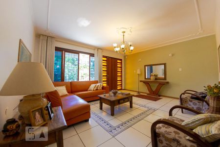 Sala de Estar de casa à venda com 4 quartos, 400m² em Jardim Sao Pedro, Porto Alegre